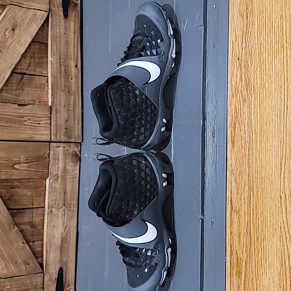 Mike trout baseball cleats